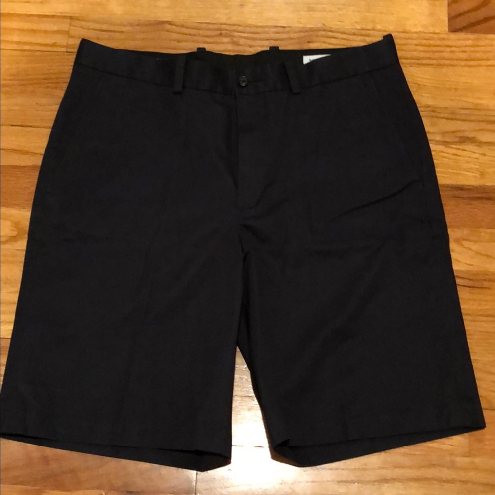 NWOT - Nordstrom 34x30 Navy shorts
